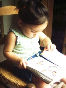 toddler reading